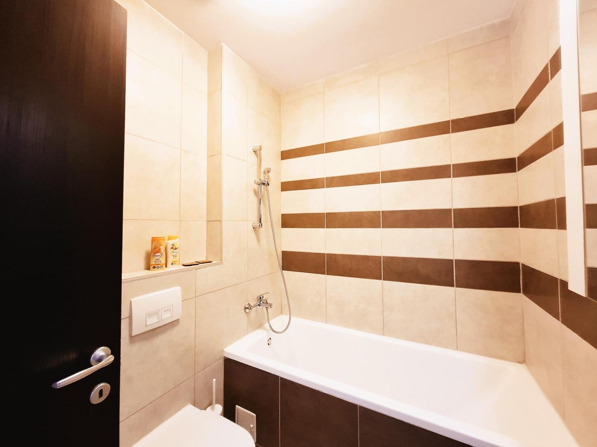 F Apartment