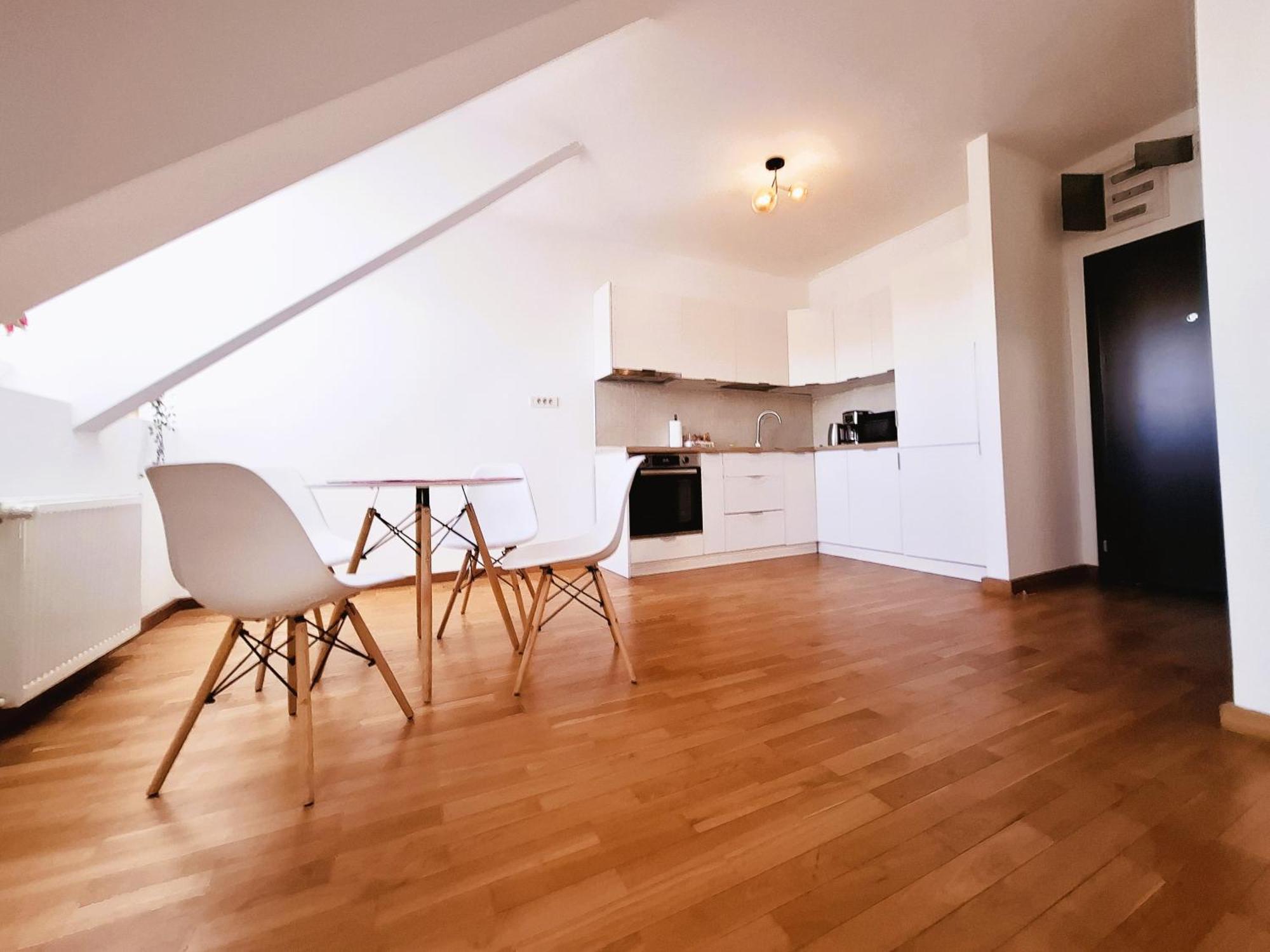 Apartment F